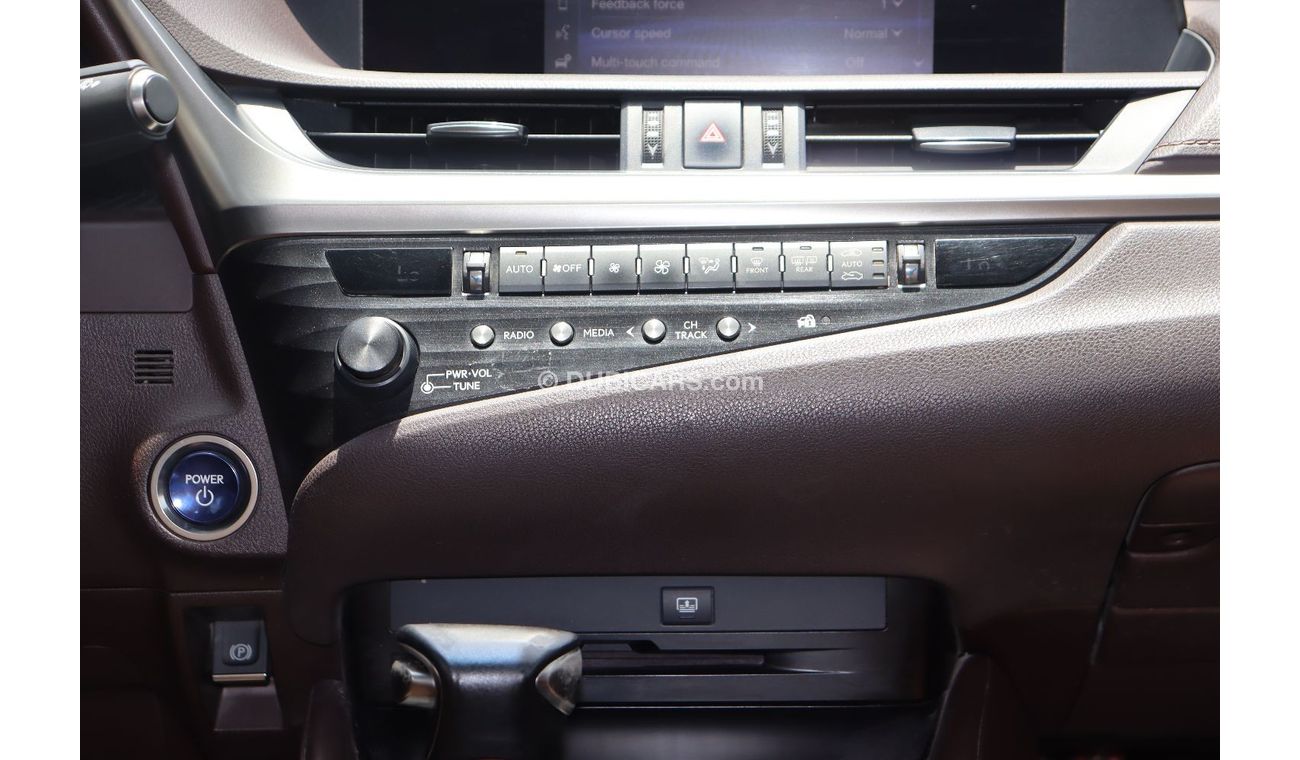 لكزس ES 300 هايبريد كامل المواصفات