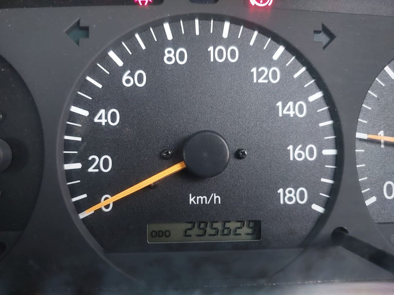 Toyota Hiace TOYOTA HIACE VAN RIGHT HAND DRIVE(PM02151)