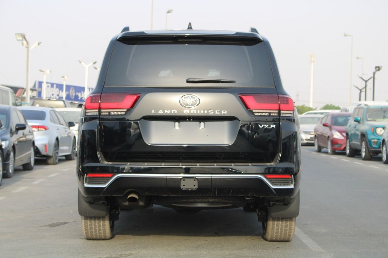 تويوتا لاند كروزر VXR 3.5L
