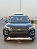 Toyota RAV4 XLE 4WD push start, leather seats 2022