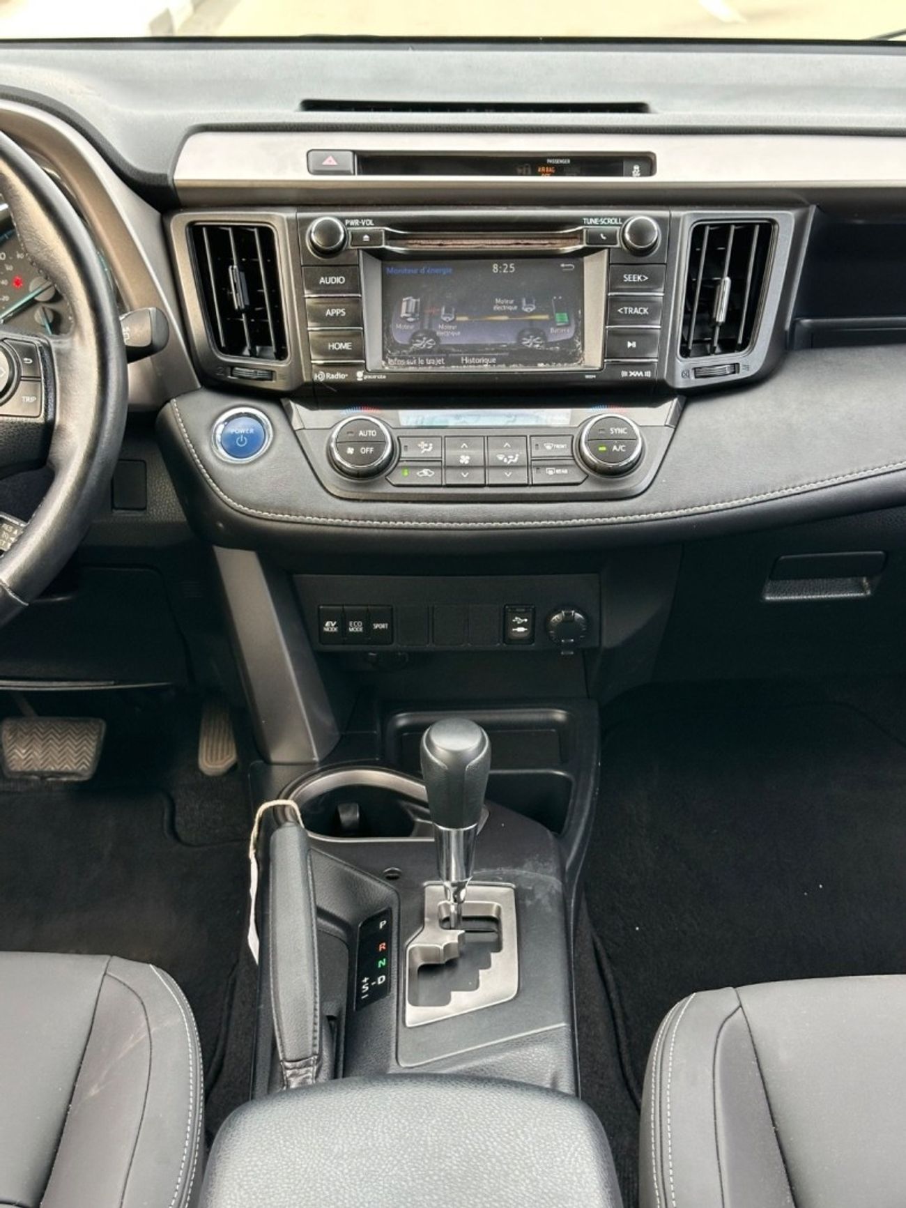 Toyota RAV4 XLE 2.5 Hybrid