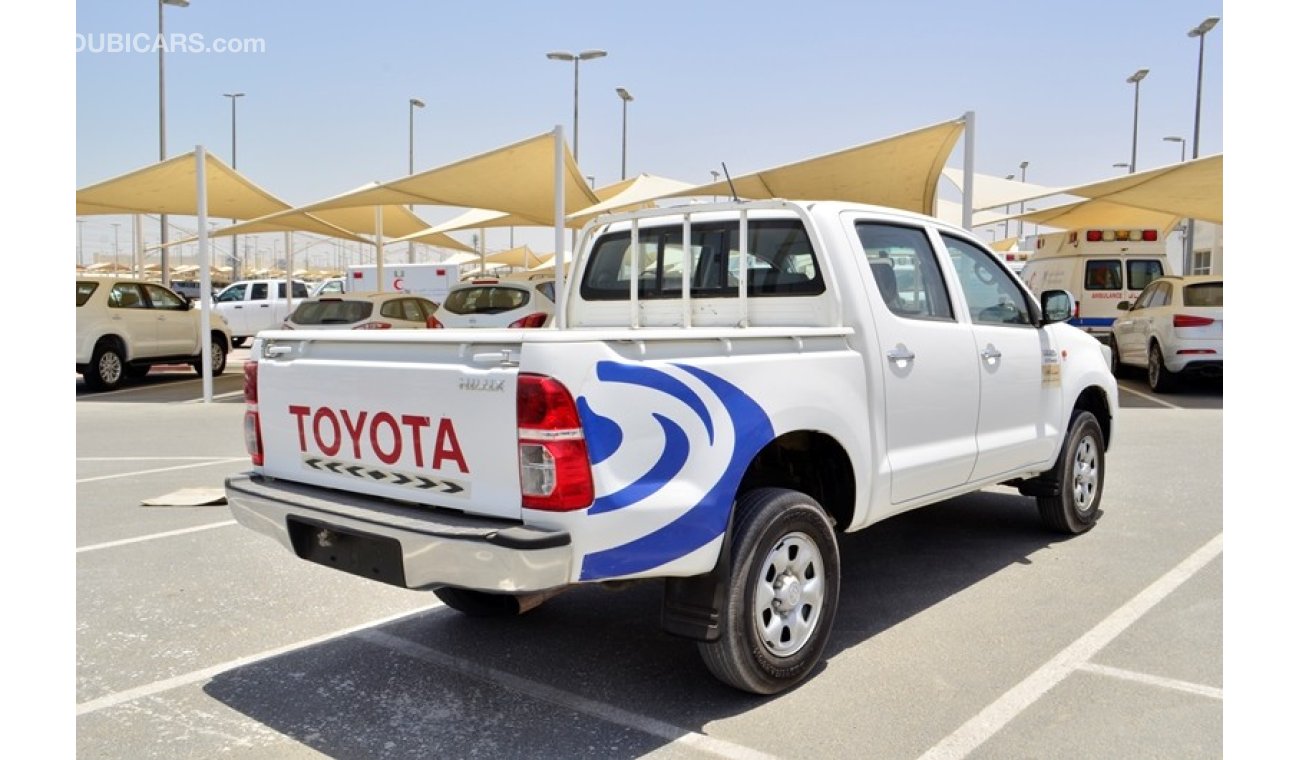 Toyota Hilux 4X4 DOUBLE CABIN PICKUP GCC SPECS