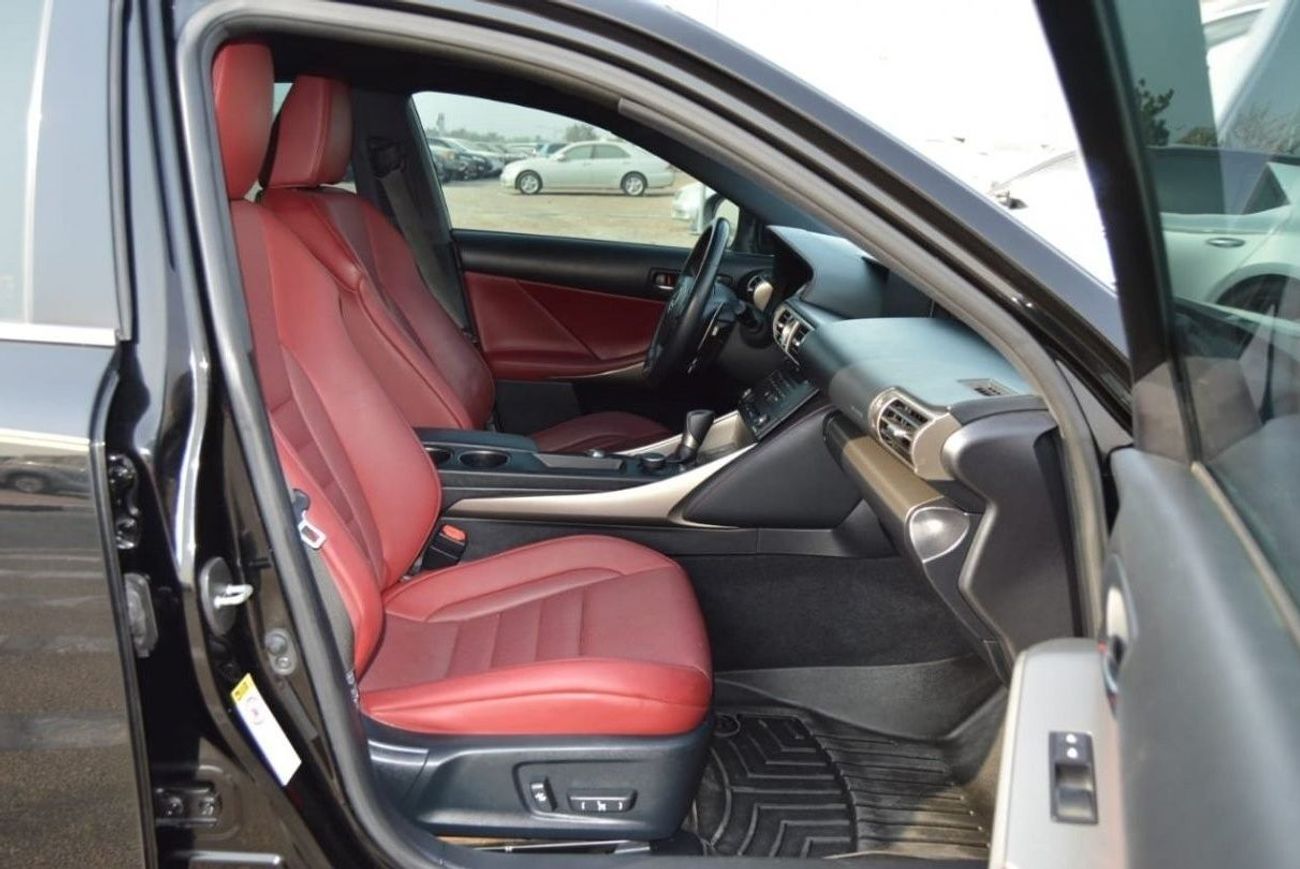 لكزس IS 250 Full option clean car