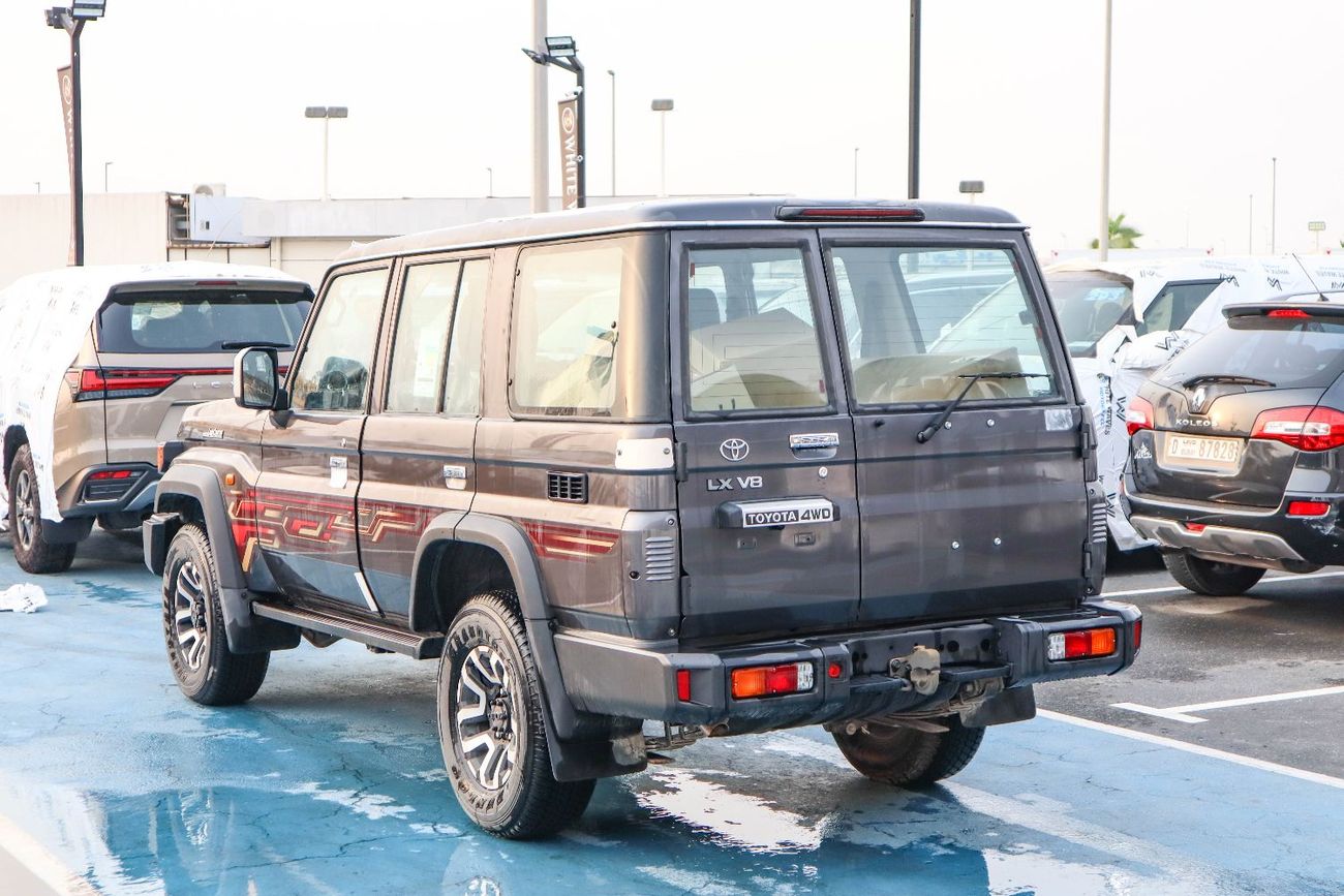 Toyota Land Cruiser 70 Std 4.5L AWD Toyota Land Cruiser 70 Series (VDJ76) Hardtop – 2024 Model –