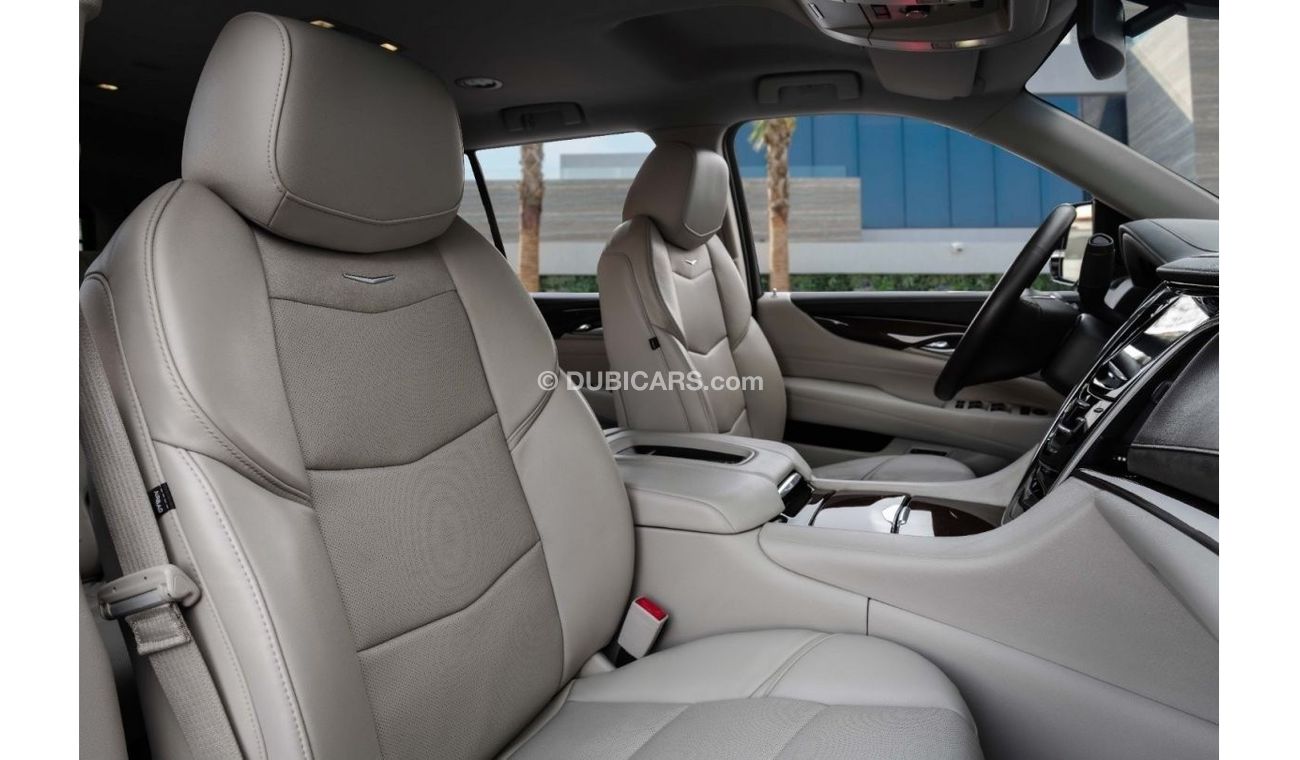 كاديلاك إسكالاد بريميوم | 2,742 P.M  | 0% Downpayment | Full Agency Serviced!