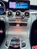 Mercedes Benz C300 STD AMG Pack 2.0L 2020 Mercedes-Benz C300e AMG Line with Full Gargash Service History