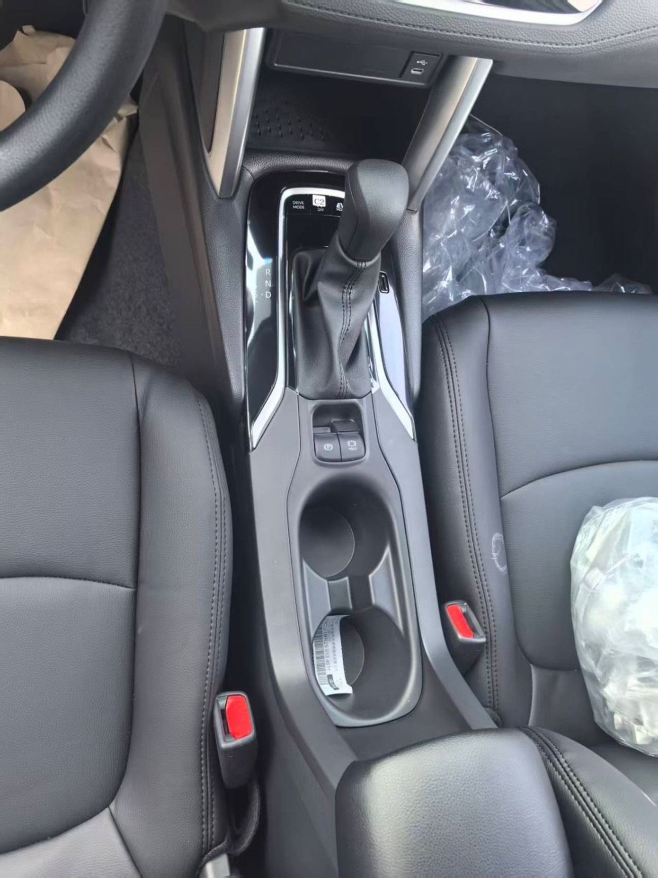 Toyota Corolla Cross 2025 TOYOTA COROLLA CROSS 2.0L HYBRID FULL OPTION WITH SUNROOF,LED LIGHT,360 CAMERA,BACK DOOR POWER,