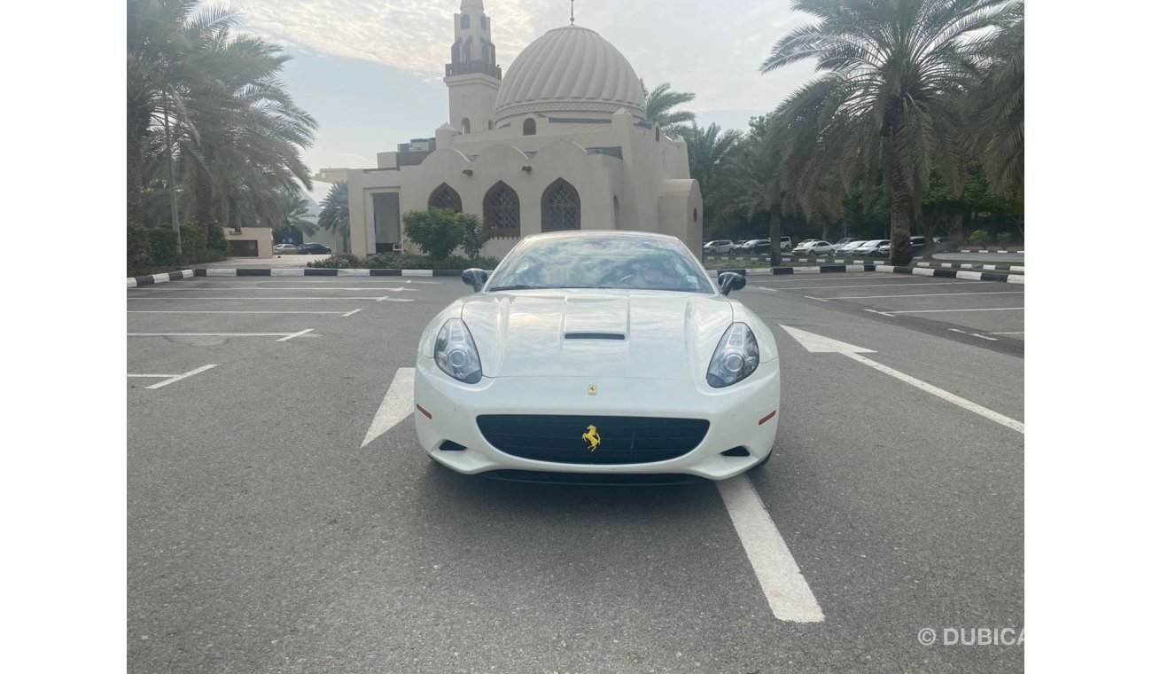 Ferrari California Std Gcc 2014