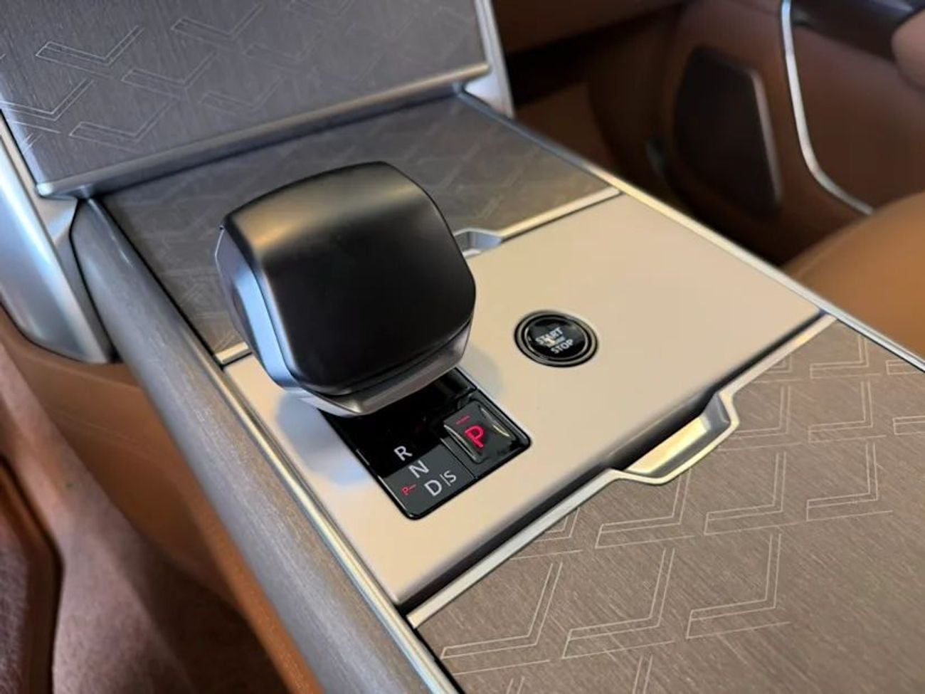 لاند روفر رينج روفر P615 SV Autobiography LWB * Export Offer *