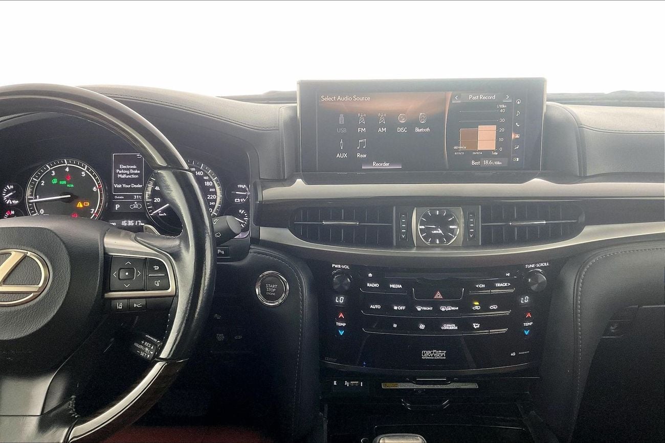 لكزس LX 570 Platinum | شامل الضمان | 0 ﺪﻔﻋﺓ ﺃﻮﻟﻯ