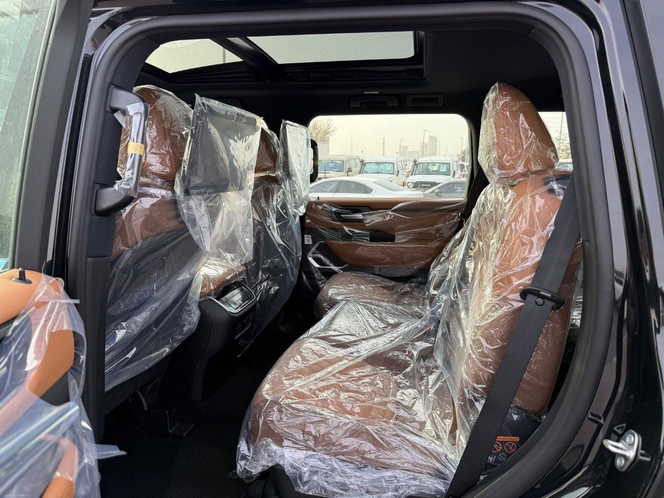 نيسان باترول LE Platinum City 3.5L 2026 black inside Tan  interior