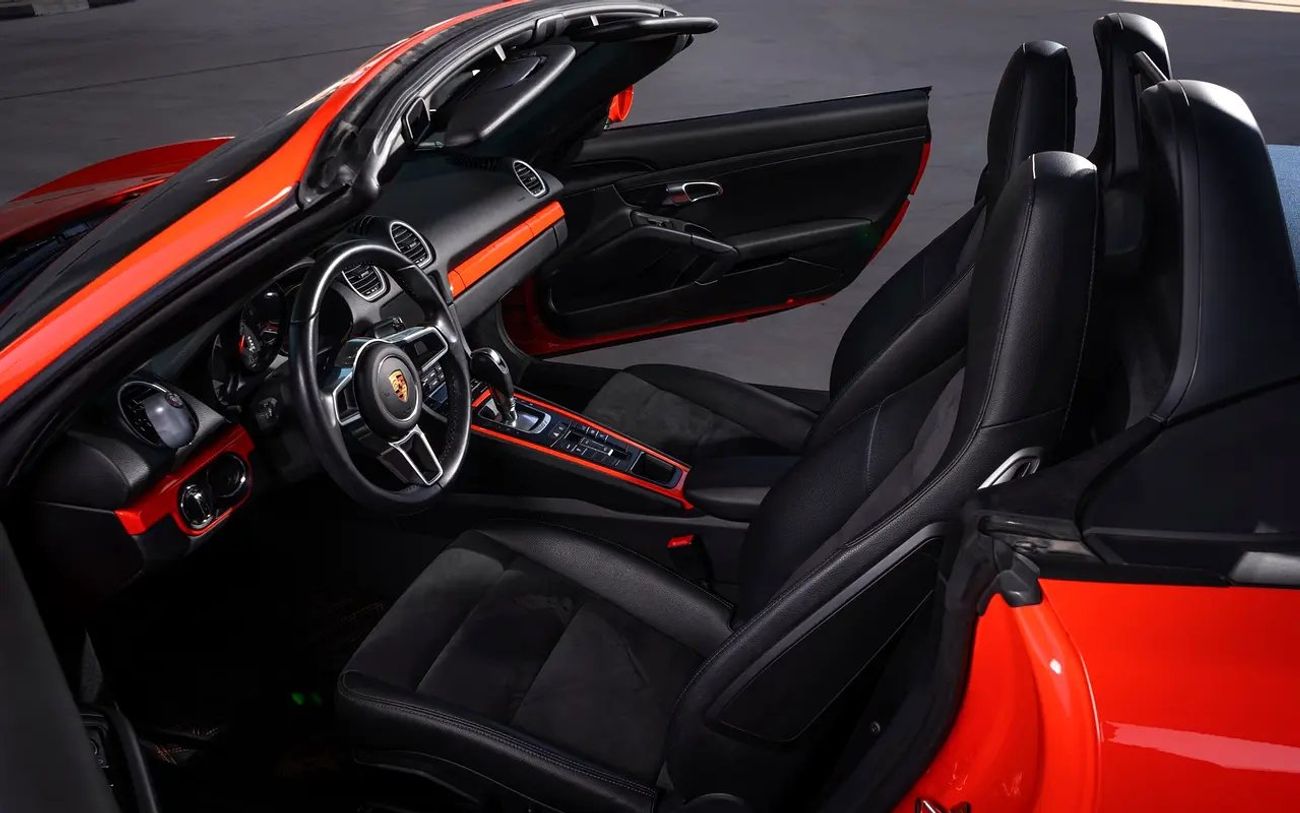 Porsche 718 Boxster Spyder 4.0L (414 HP) A/T 718