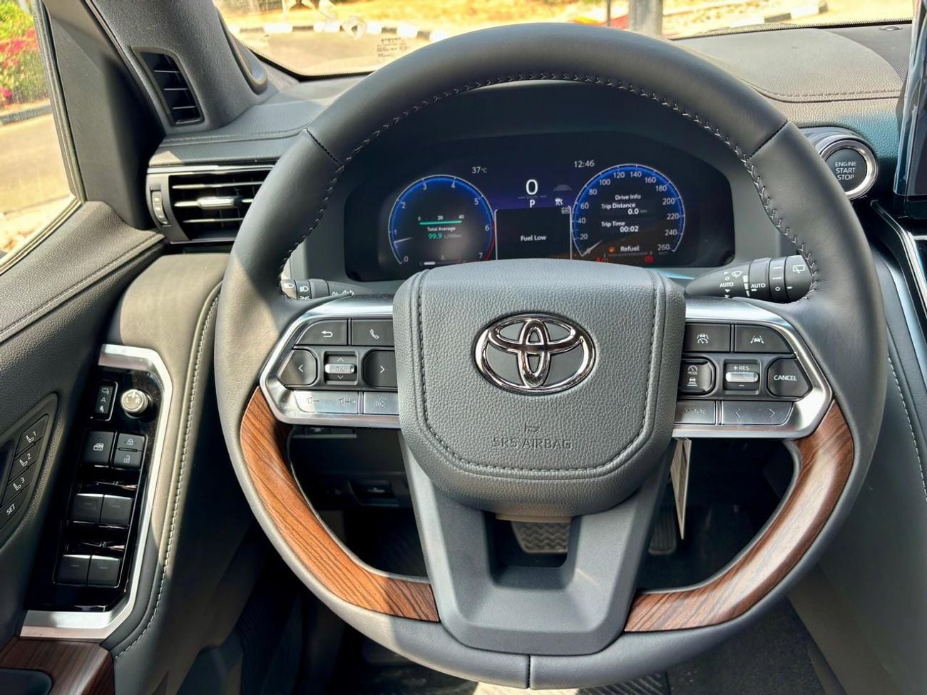 تويوتا لاند كروزر VXR 4.0