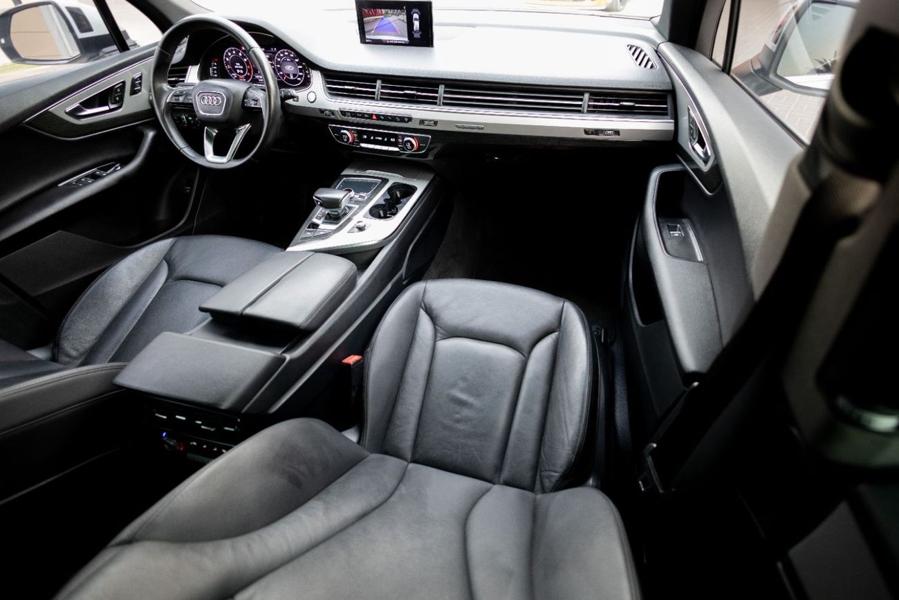 أودي Q7 45 TFSI quattro