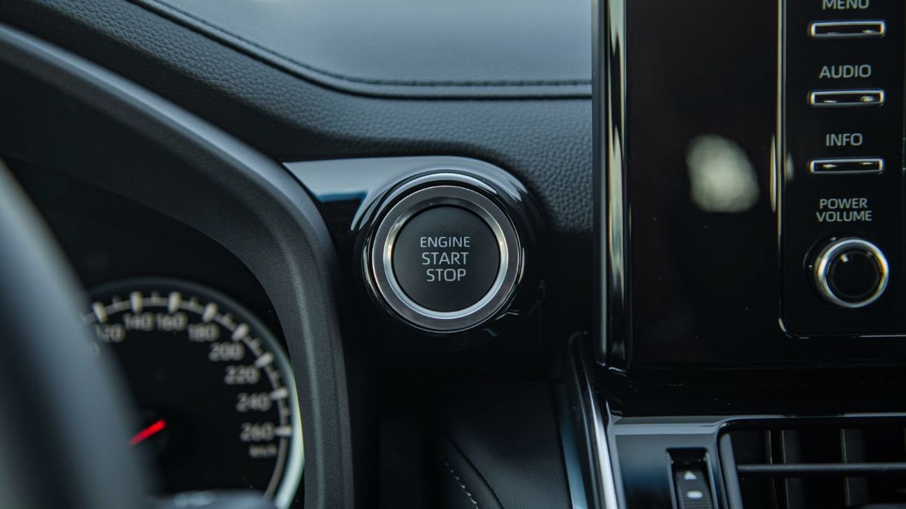 Toyota Land Cruiser 300 VX V6 4.0L 2023YM