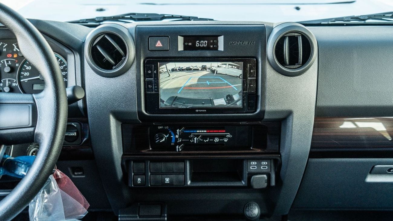 Toyota Land Cruiser 70 LC 76 | 4.0L | V6 | M/T | 2025