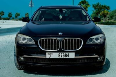 BMW 730Li Executive 4.0L (4 Door)