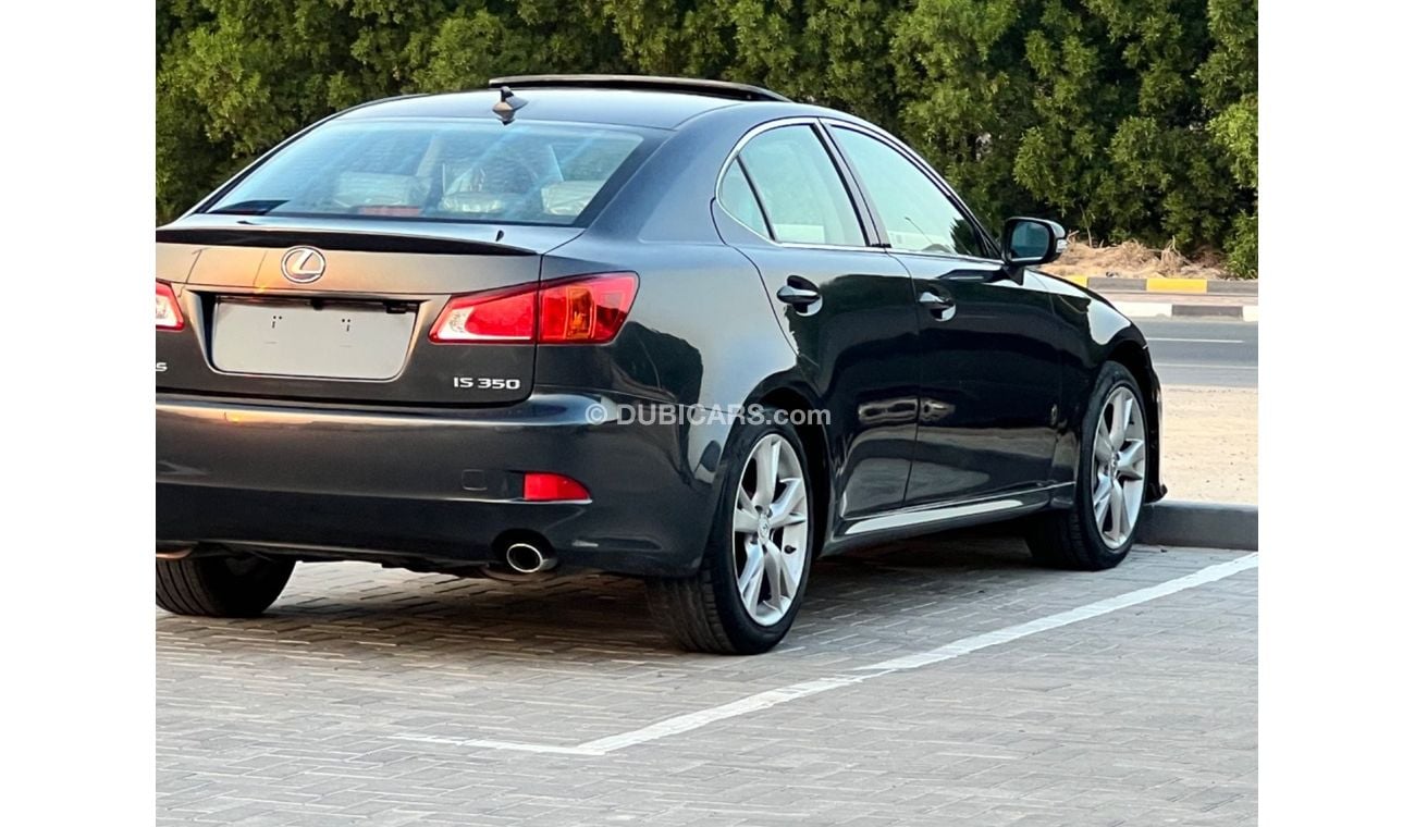 Lexus IS350