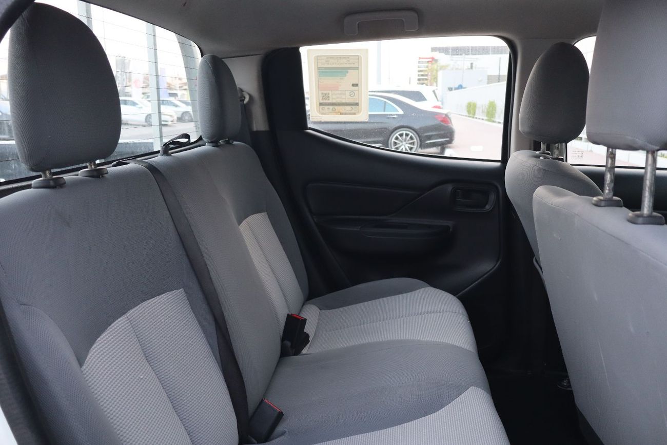 Mitsubishi L200 GL 2.4L (128 HP) Double Cab Utility