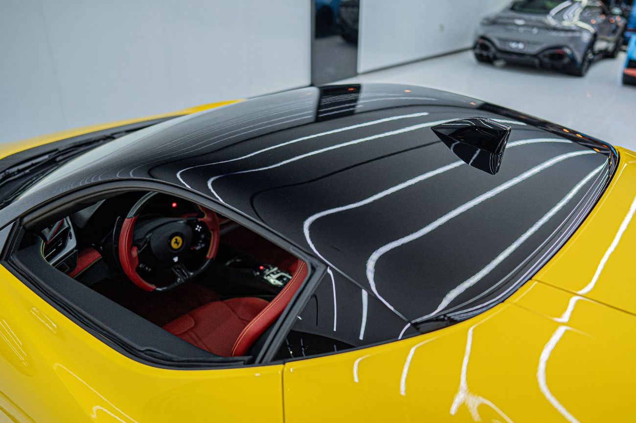 فيراري SF90 ستراديل SF90 STRADALE | CARBON INTERIOR | TWO-TONE BODYWORK | LMG MOTORS