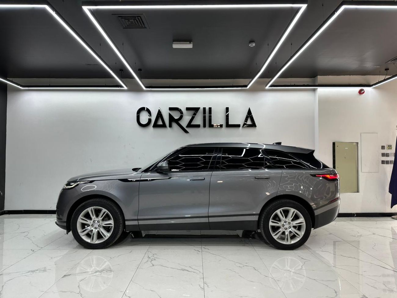 لاند روفر رينج روفر فيلار P250 SE 2.0L