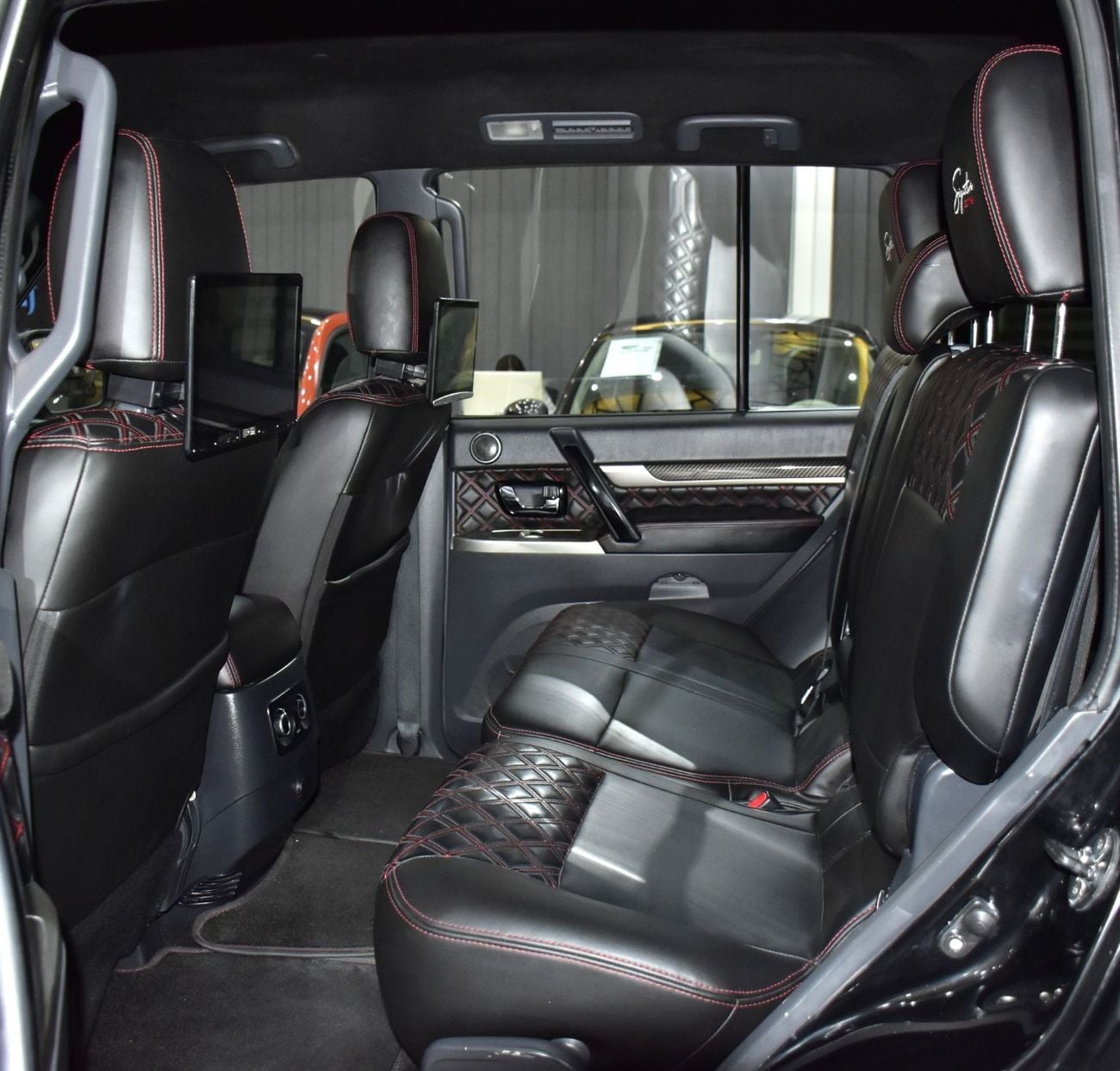 Mitsubishi Pajero EXCELLENT DEAL for our Mitsubishi Pajero Signature Edition 3.8L ( 2020 Model ) in Black Color GCC Sp