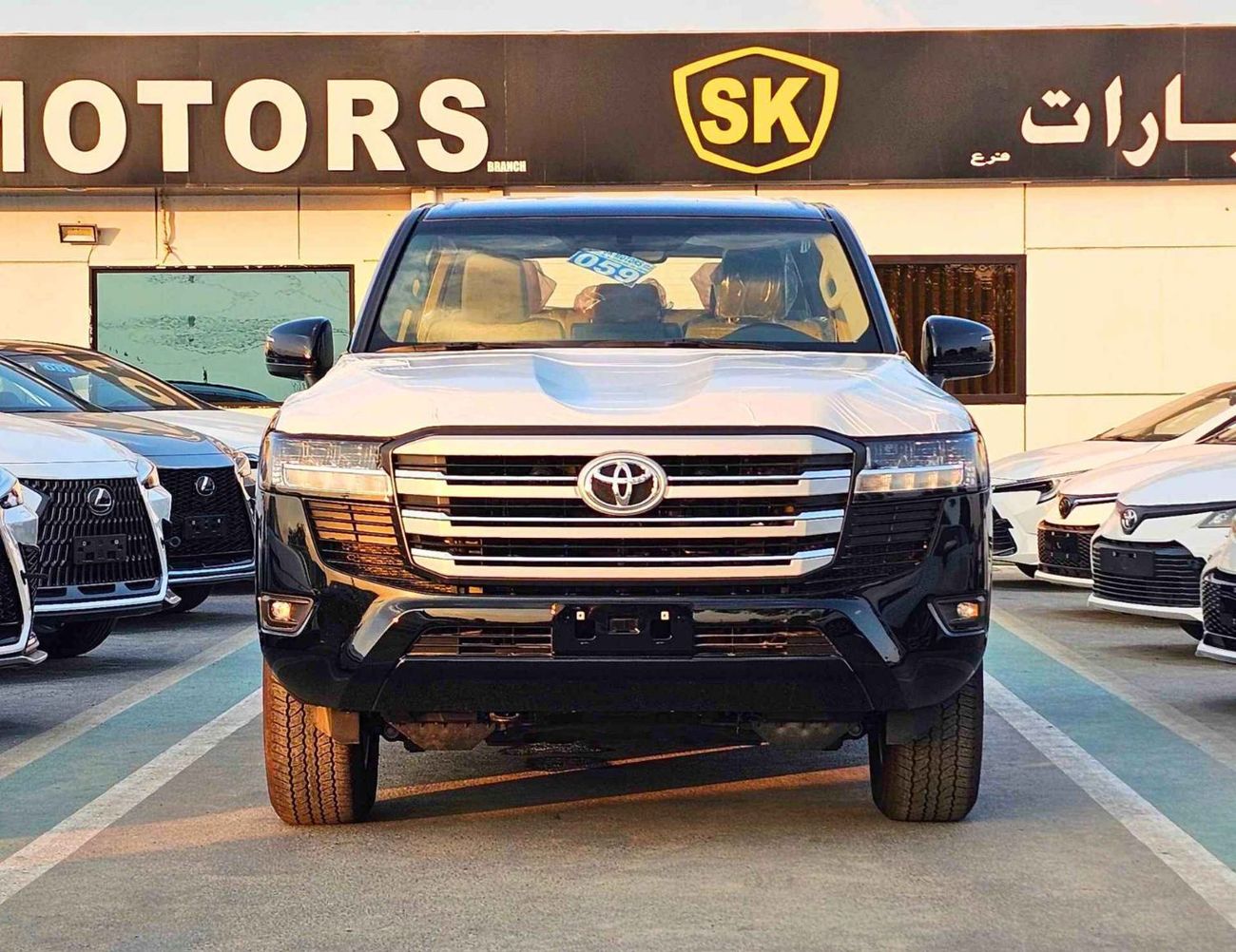 تويوتا لاند كروزر GXR TWIN TURBO / 3.5L V6 PETROL 4WD / DRIVER POWER SEAT/ FABRIC SEATS/ CODE # GXR-G