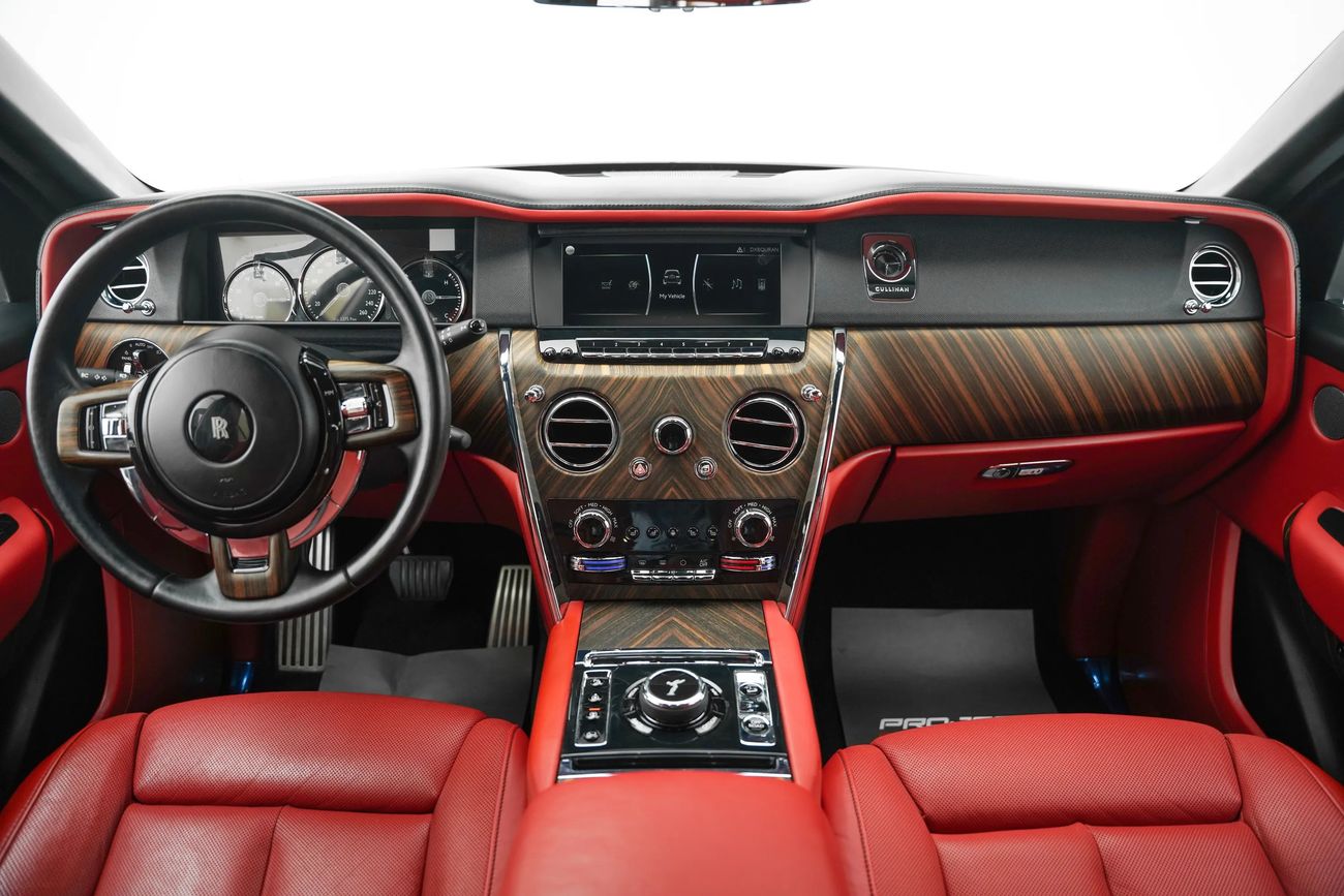 Rolls Royce Cullinan STD