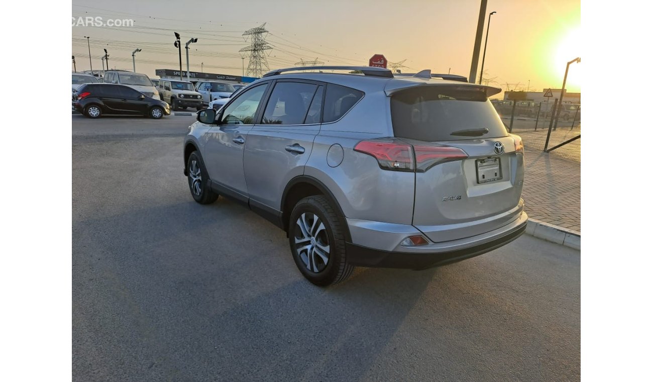 تويوتا راف ٤ TOYOTA RAV4 2018