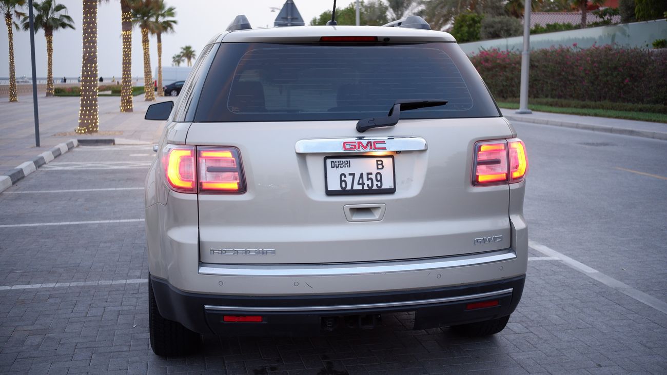 GMC Acadia SLT