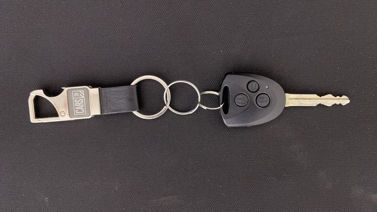 تويوتا يارس E 1.5 | بدون دفعة مقدمة | اختبار القيادة في المنزل