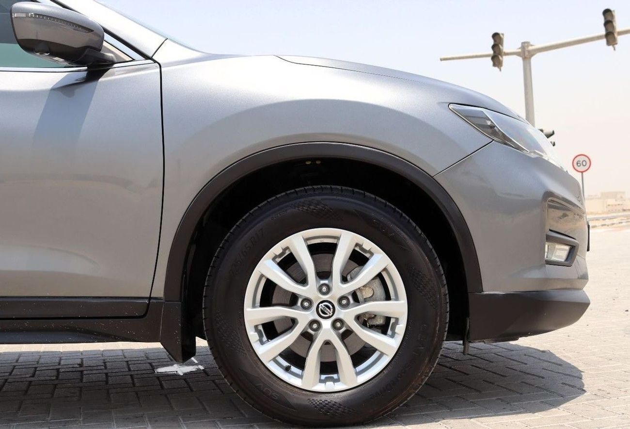 نيسان إكس تريل نيسان إكستريل موديل 2021 خليجى بدون حوادث ممشى 85000 KM بمحرك  2.5 سى سى بسعر 69000درهم