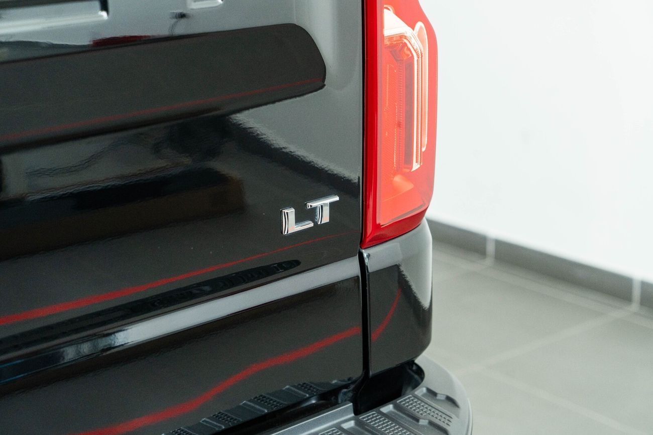 Chevrolet Silverado LT Trail-boss Z71  5.3