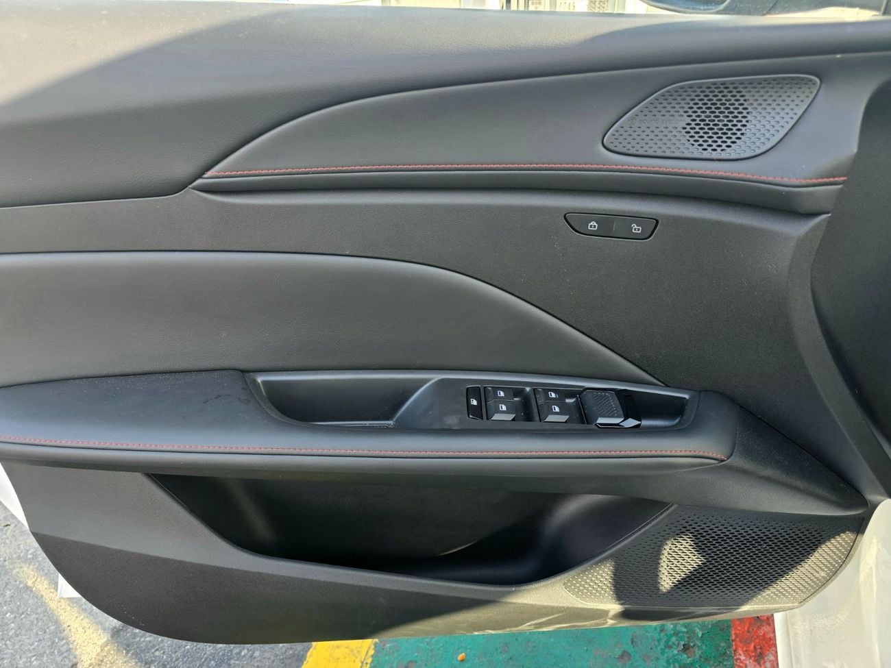 أم جي 5 MG 5 LUXURY 180DVVT  1.5L A/T FWD White Color 2025 Model