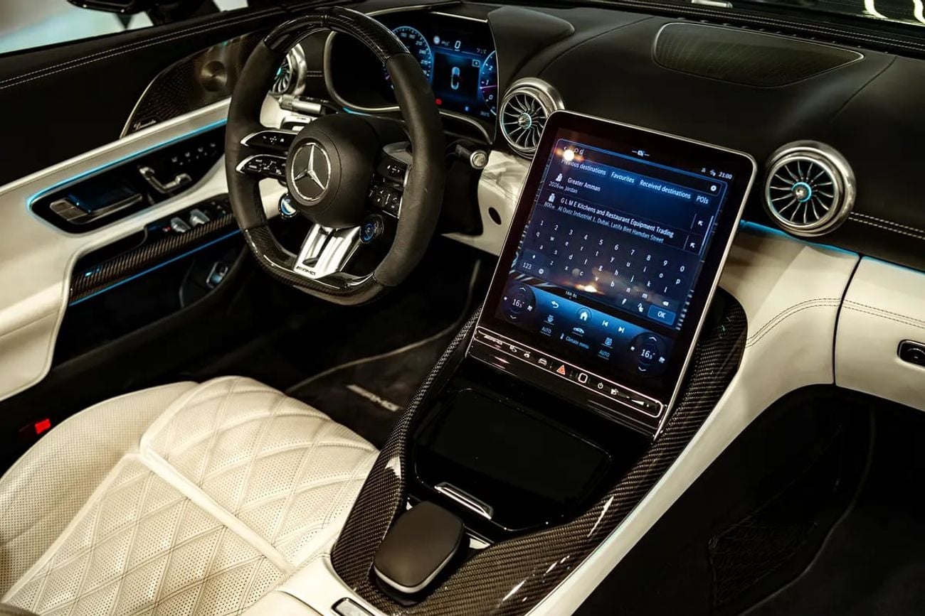 مرسيدس بنز SL 55 AMG SL 55 AMG 4Matic Plus - GCC Specs