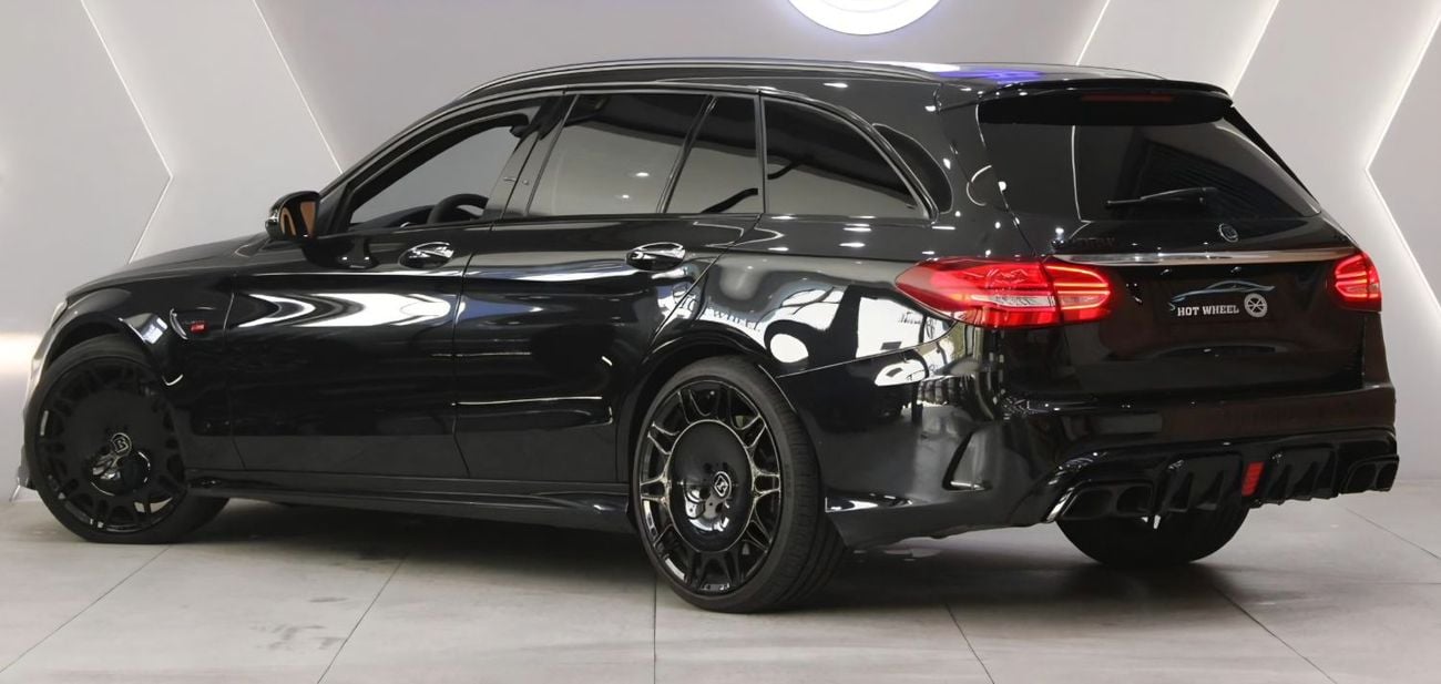 Mercedes-Benz C 63 AMG C63 AMG ENGINE WITH BRABUS KIT