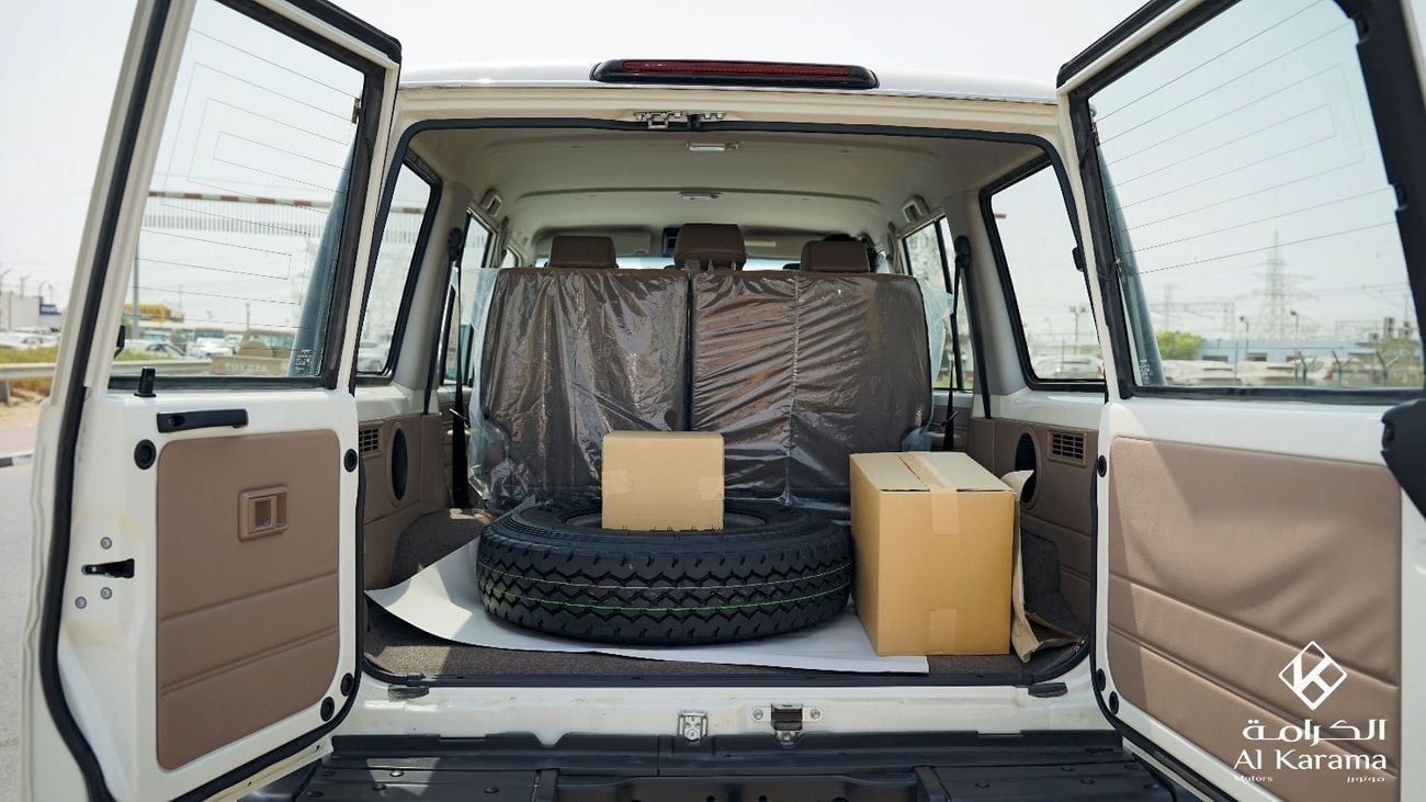 Toyota Land Cruiser 70 Toyota Land Cruiser 76 | 2.8L | 4WD Manual Drive | GCC | Rear Camera | Power Mirrors