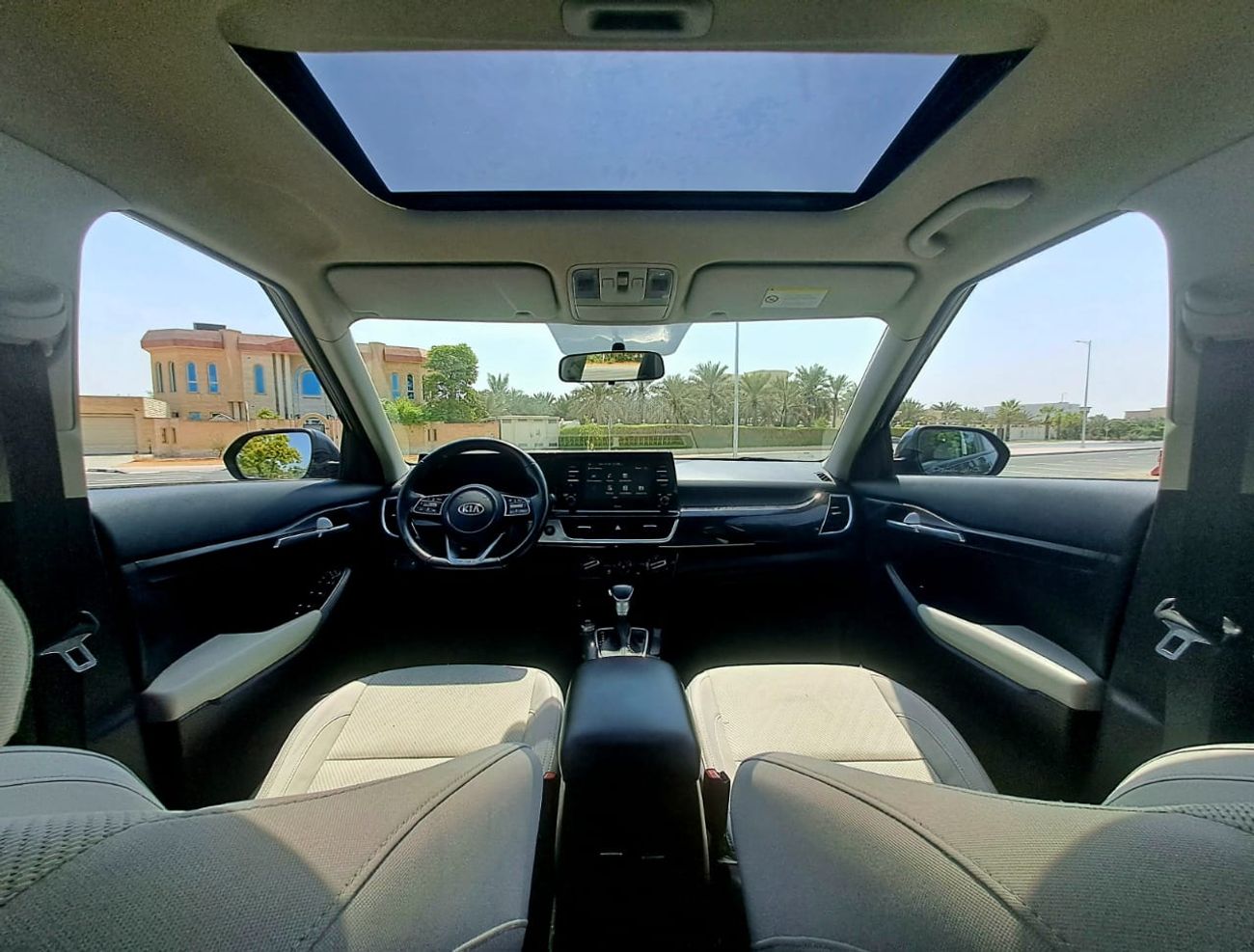 كيا سيلتوس EX 740-Monthly l GCC l Sunroof, Full Option I Accident Free