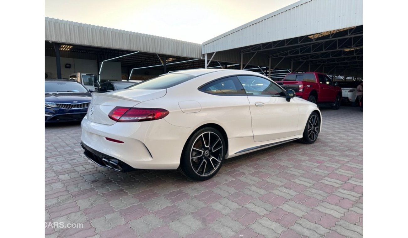 مرسيدس بنز C 300 كوبيه