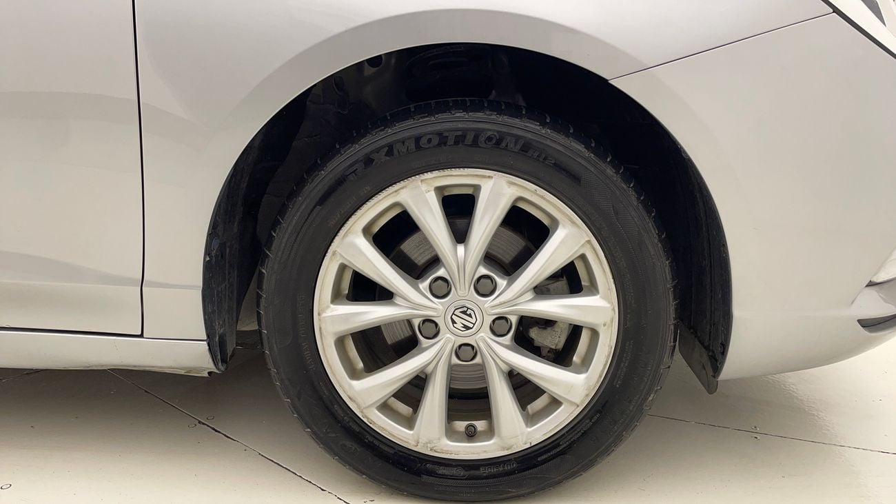 MG 5 STD 1.5 | Zero Down Payment | Home Test Drive