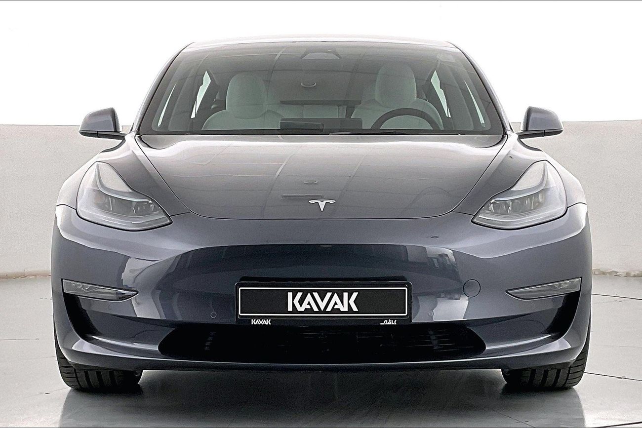 تسلا موديل 3 Performance (Dual Motor) | عرض العيد الحصري | خالية من أضرار الفيضانات