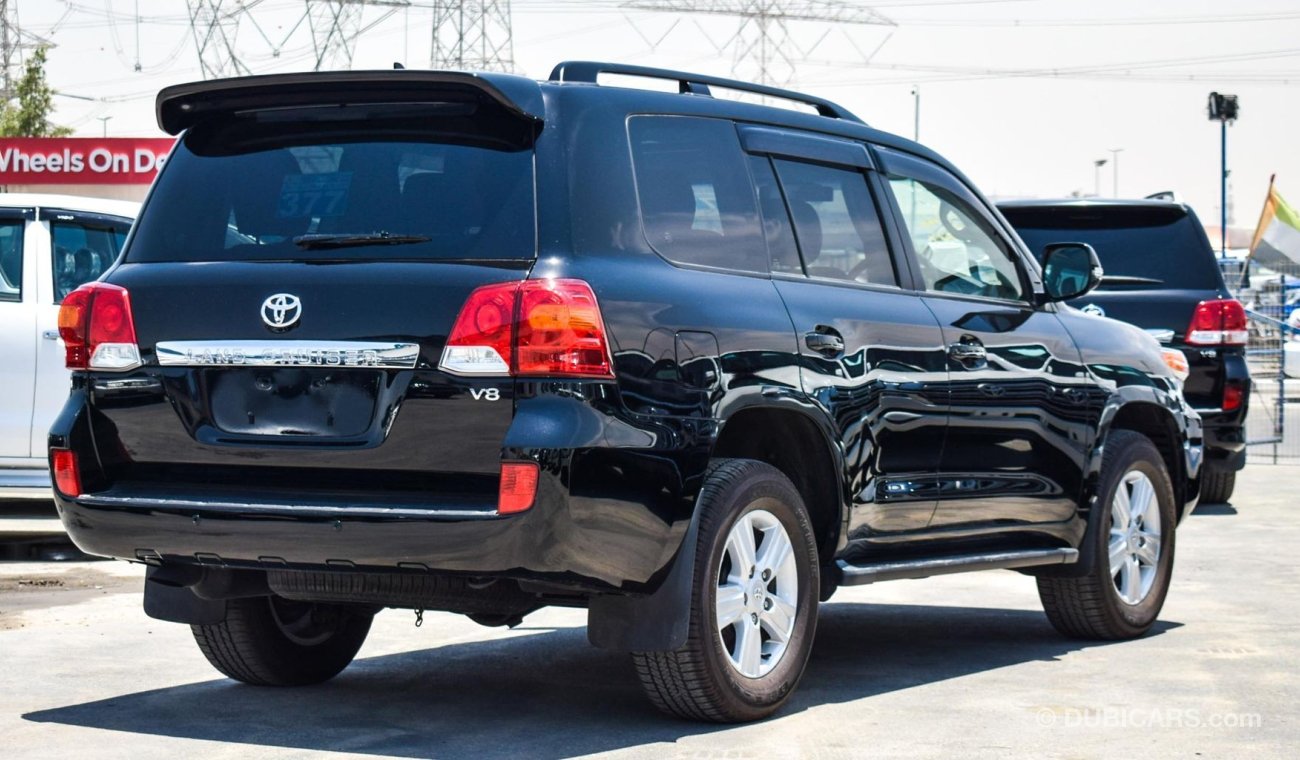 Toyota Land Cruiser V8