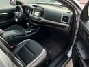 Toyota Highlander 2016 Toyota Highlander MidOption -3.5L - V6 - Rear  Camera - AWD 4x4 - Leather Seat -  7 seater
