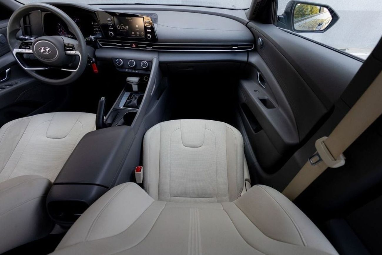 Hyundai Elantra Smart 1.6L