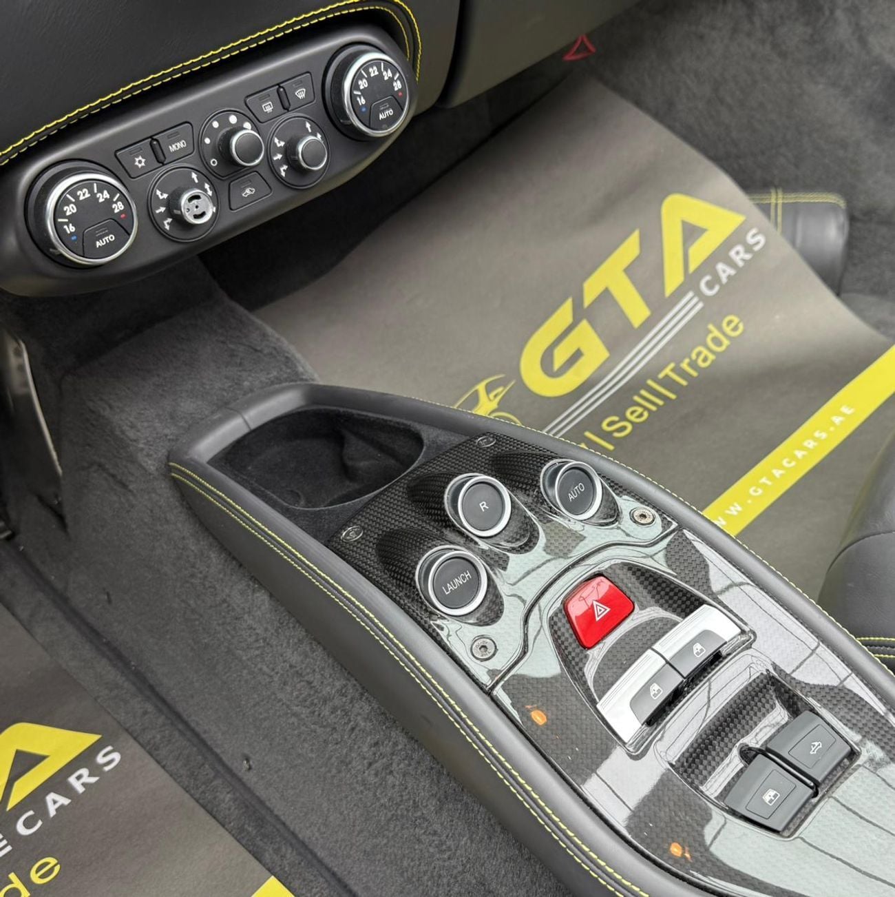 Ferrari 458 Spider 2012 Ferrari 458 Spider ,Al Tayer Service History ,Excellent Condition ,GCC Specs