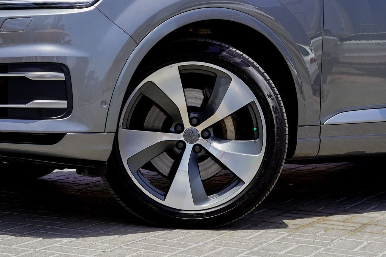 Audi Q7 45 TFSI quattro 3.0L