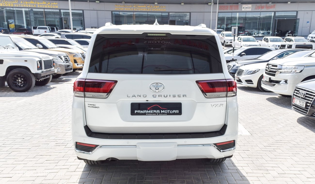 Toyota Land Cruiser VXR Twin Turbo V6