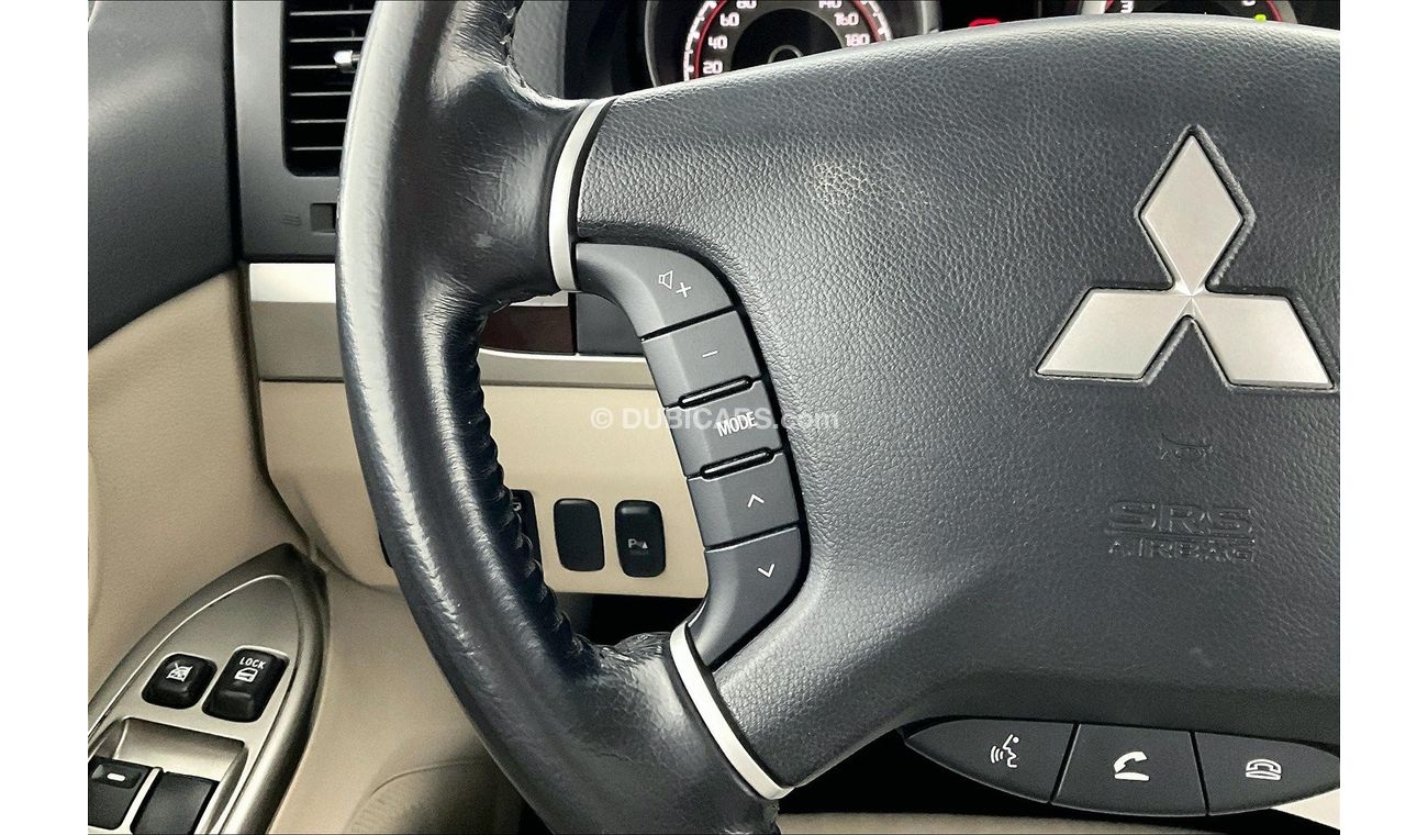 ميتسوبيشي باجيرو GLS Midline w/sunroof