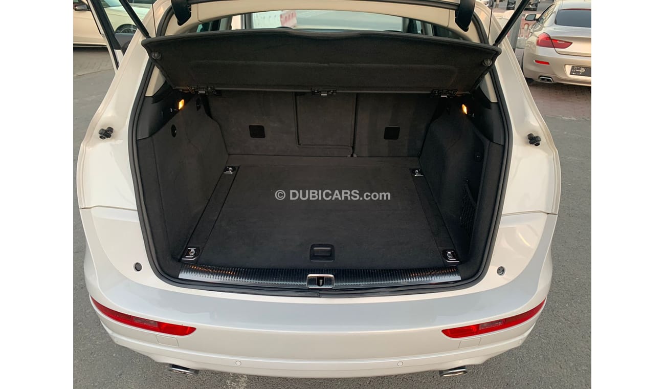 أودي Q5 Audi Q5   2015