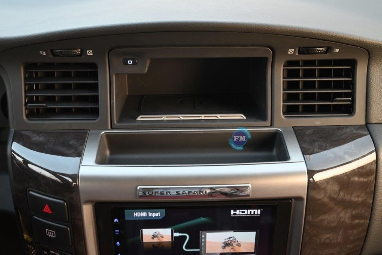 Nissan Patrol Super Safari Patrol Legend 4.8L 4WD 7 Seat Automatic